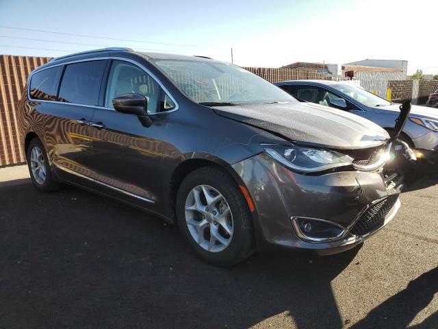 Chrysler Pacifica Touring L Plus Image 4