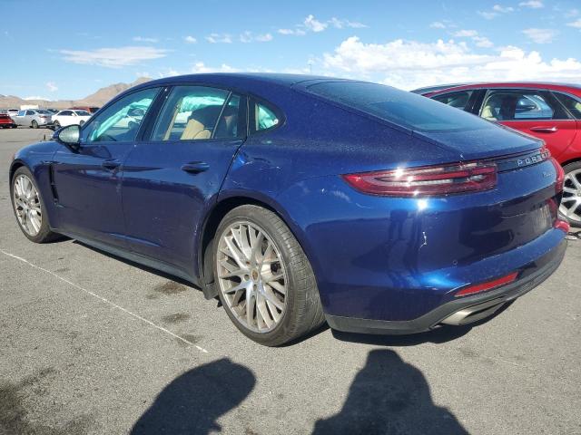 Porsche Panamera Base Image 8