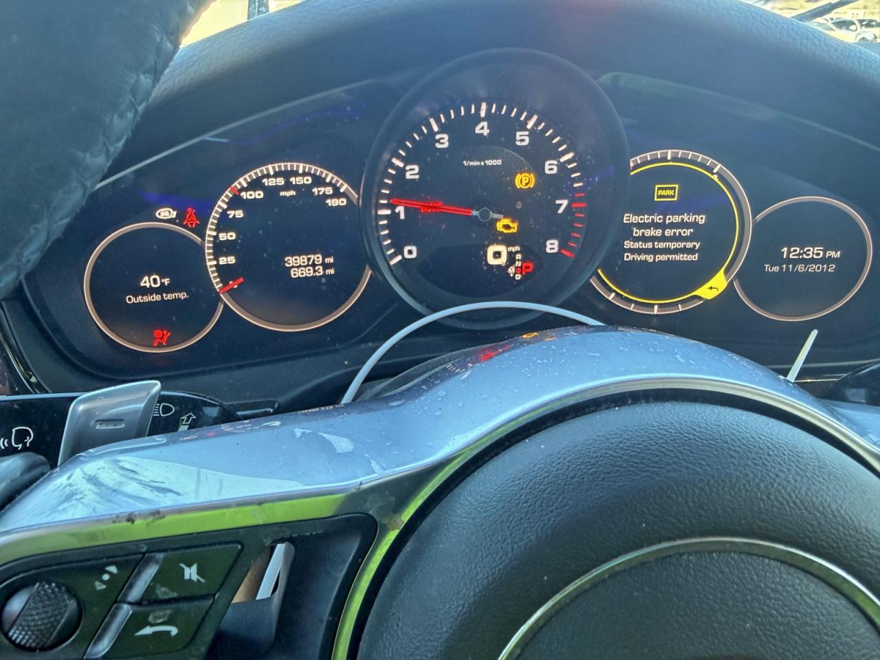 Porsche Panamera Base Image 12