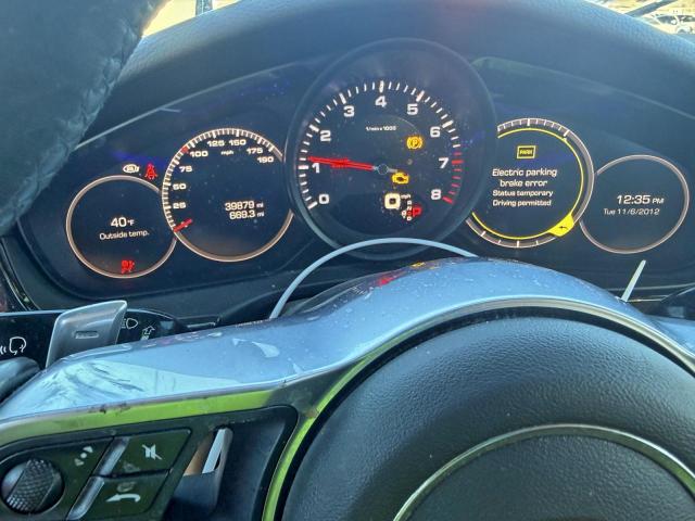 Porsche Panamera Base Image 12