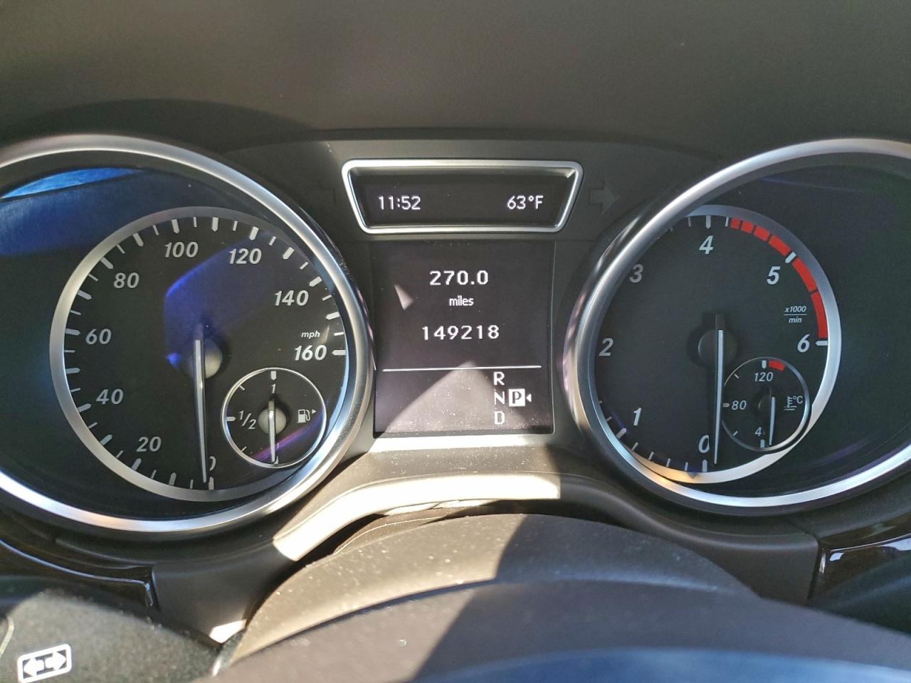 Mercedes-Benz M-Class 350 Bluetec Image 10