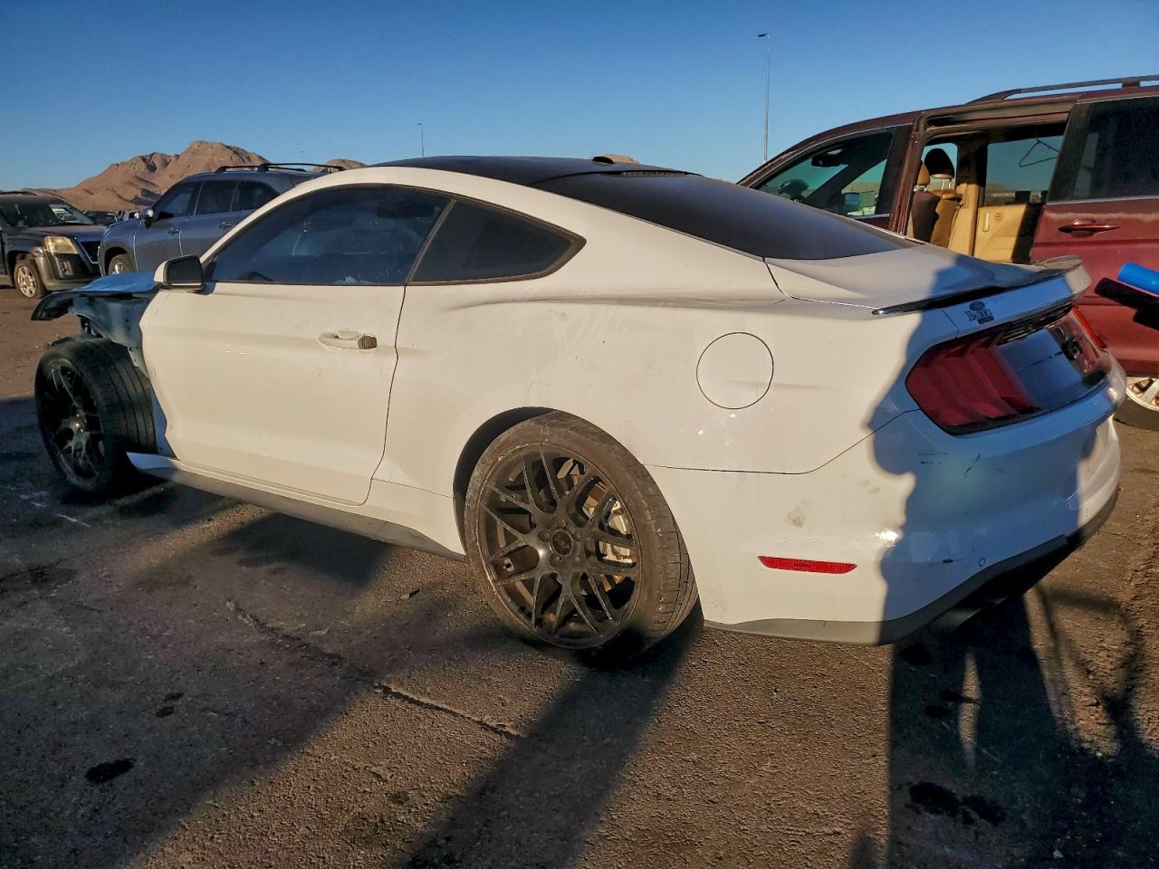 Ford Mustang Gt Image 12