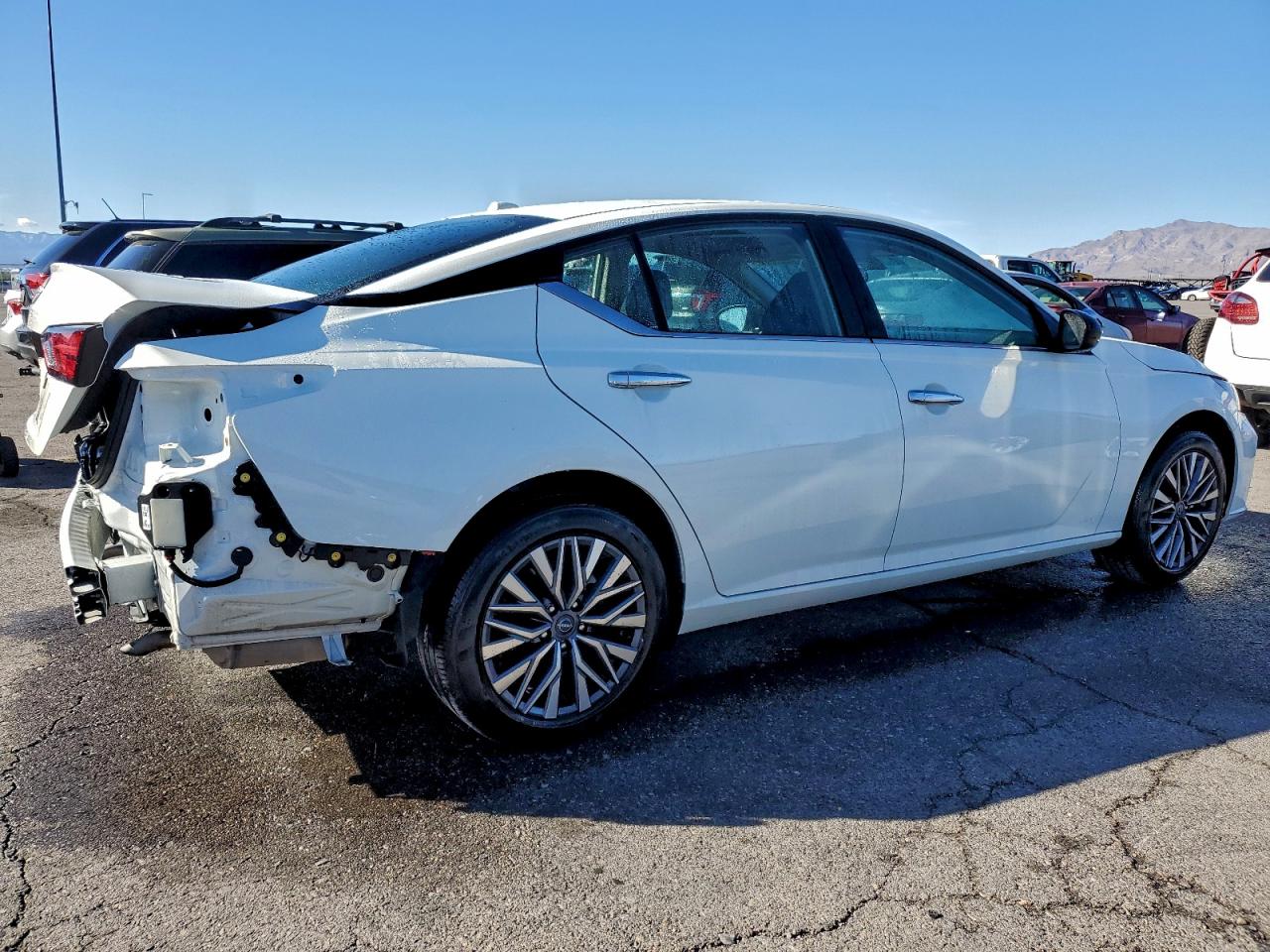 Nissan Altima Sv Image 12