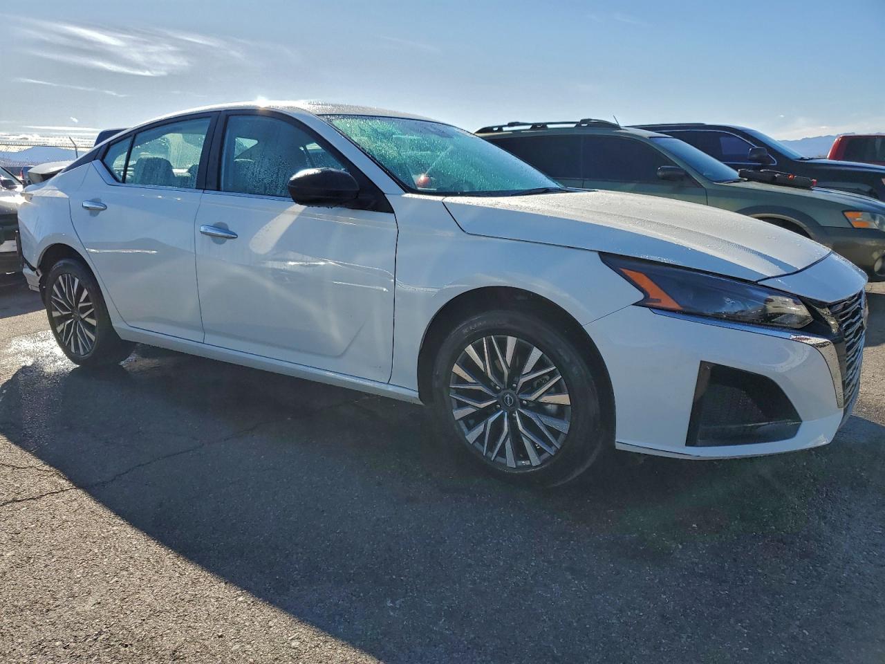 Nissan Altima Sv Image 3