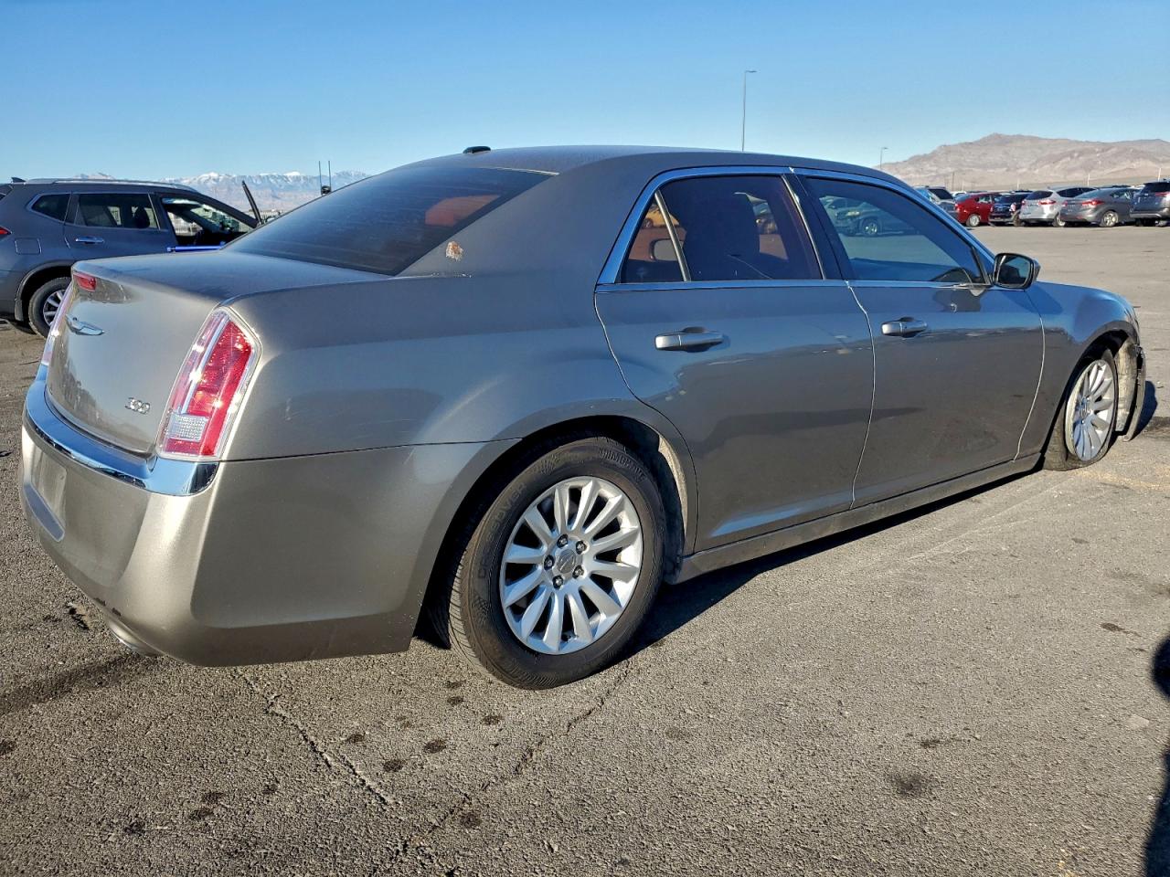 Chrysler 300 Image 4