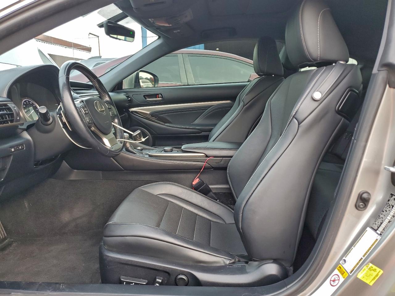 Lexus Rc 200t Image 5