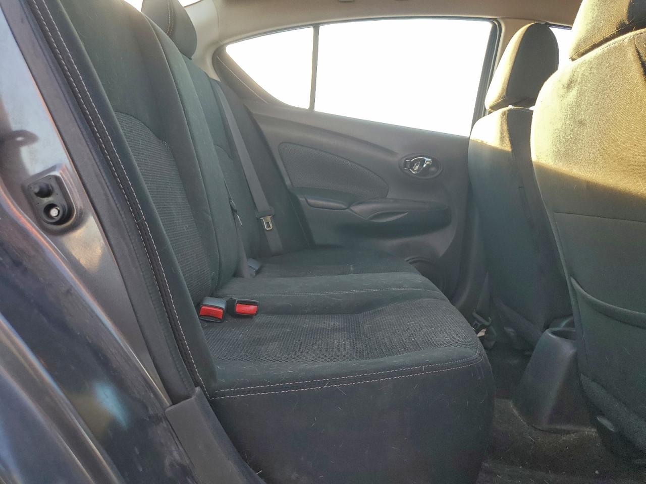 Nissan Versa S Image 11