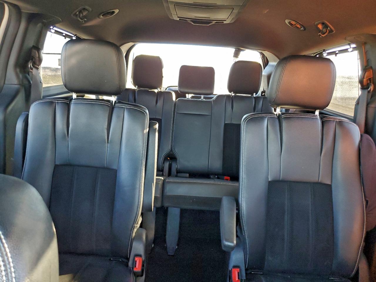 Dodge Caravan Sxt Image 11