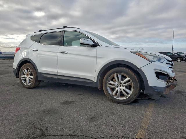 Hyundai SANTA FE Image 4