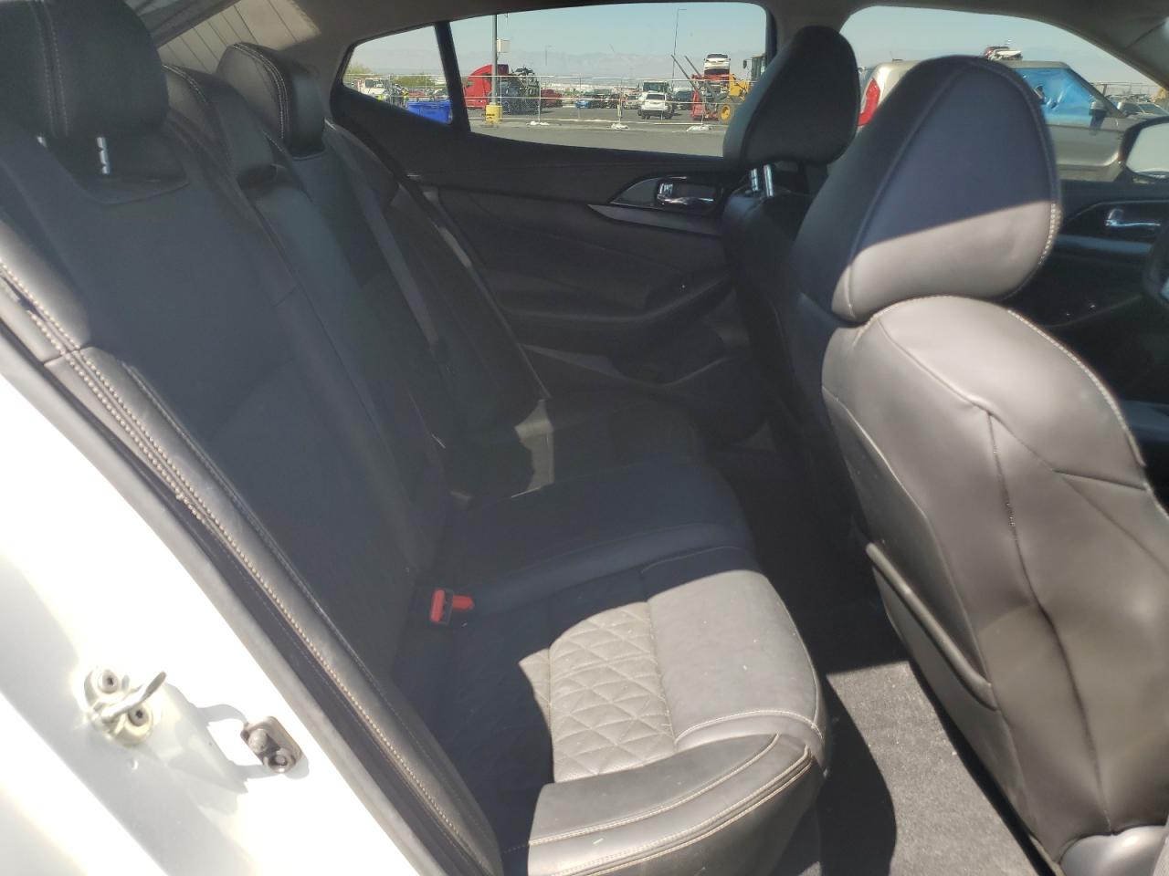 Nissan Maxima Platinum Image 8