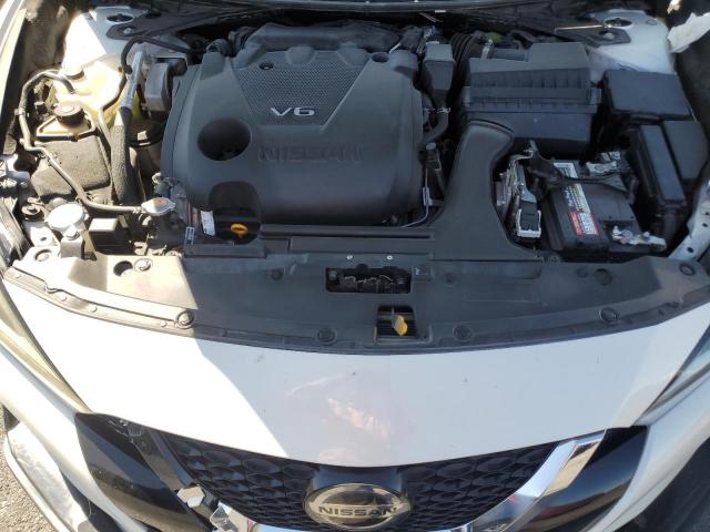 Nissan Maxima Platinum Image 9