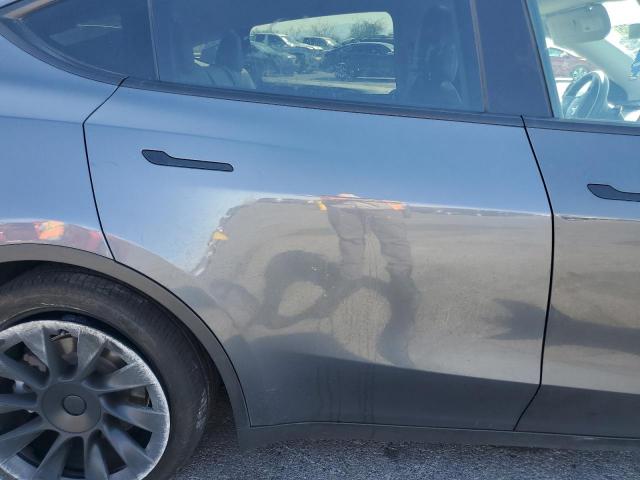 Tesla Model Y Image 9