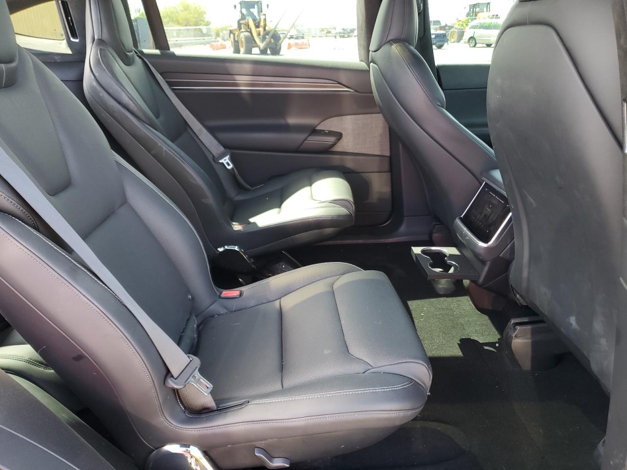 Tesla Model X Image 11