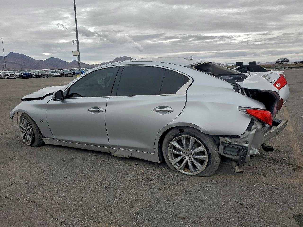 INFINITI Q50 Premium Image 11
