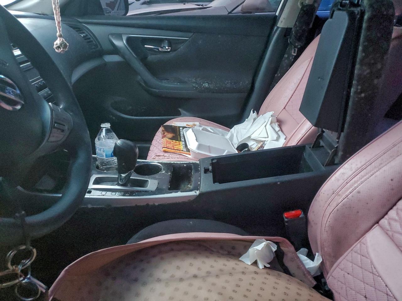 Nissan Altima 2.5 Image 3