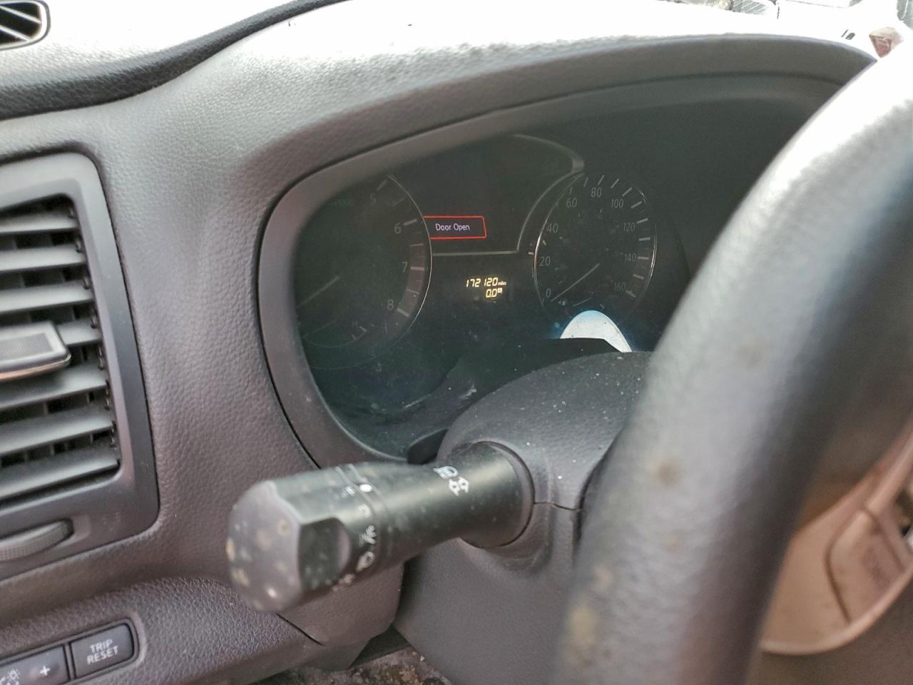 Nissan Altima 2.5 Image 10