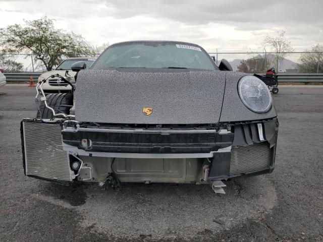 Porsche 911 Carrera S Image 5