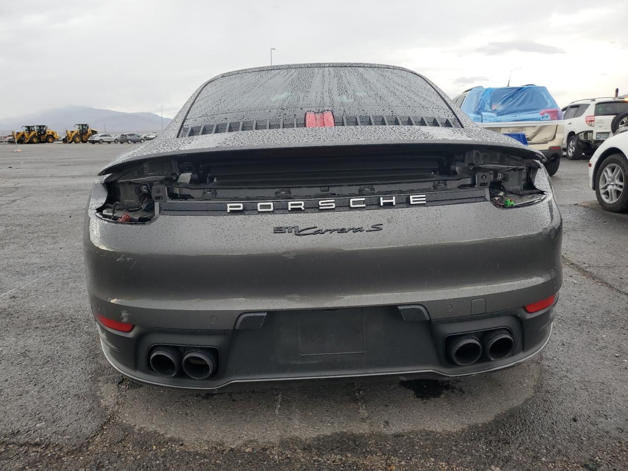 Porsche 911 Carrera S Image 3