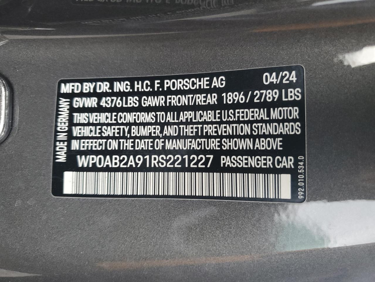 Porsche 911 Carrera S Image 11