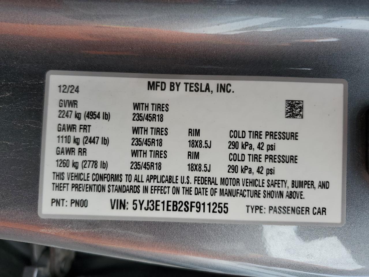 Tesla Model 3 Image 13