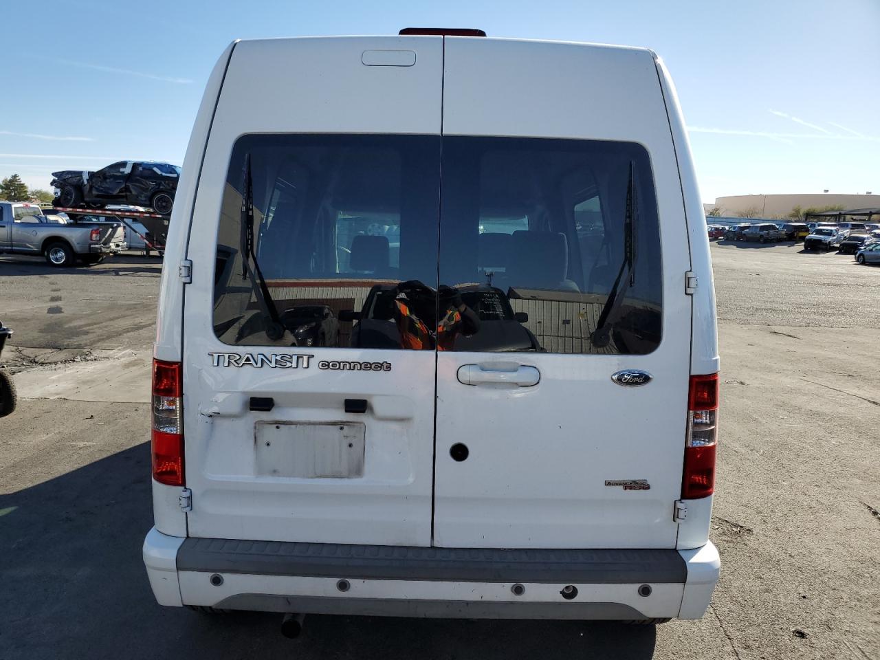 Ford Transit Xlt Image 3