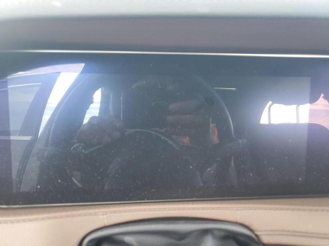 Mercedes-Benz S-Class 560 Image 8