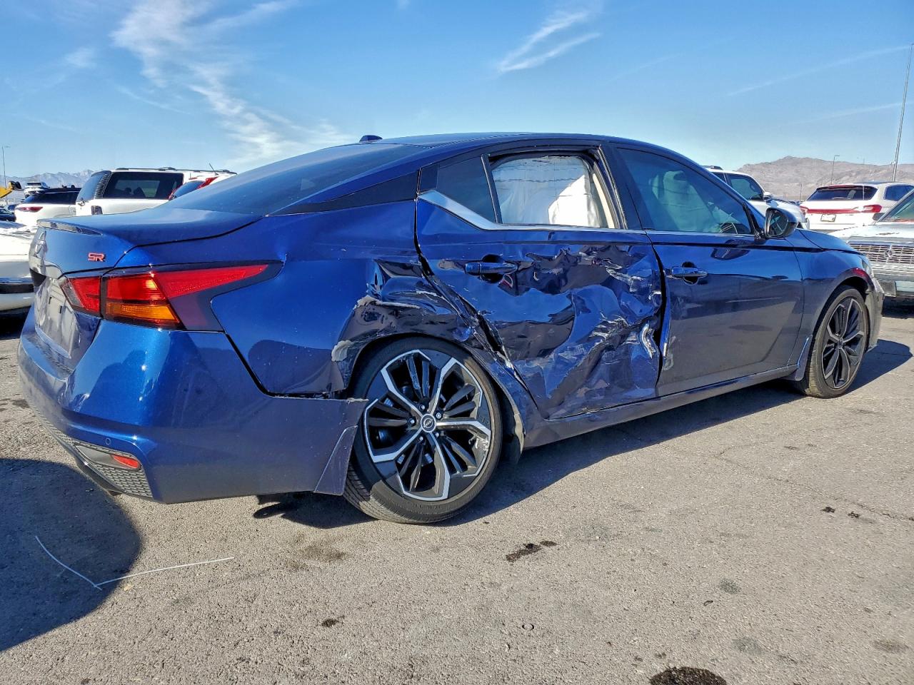 Nissan Altima Sr Image 9