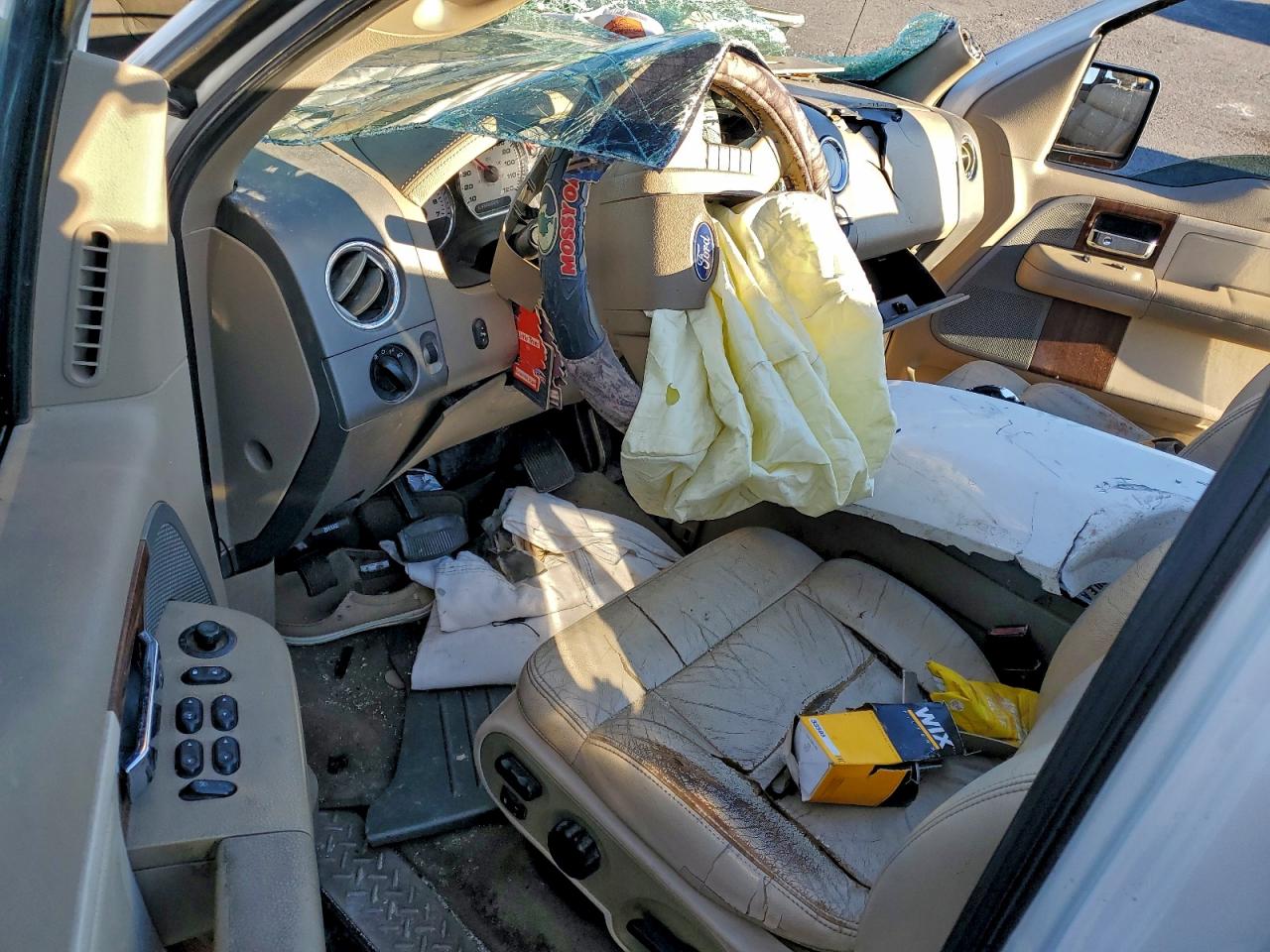 Ford F-150 Supercrew Image 11