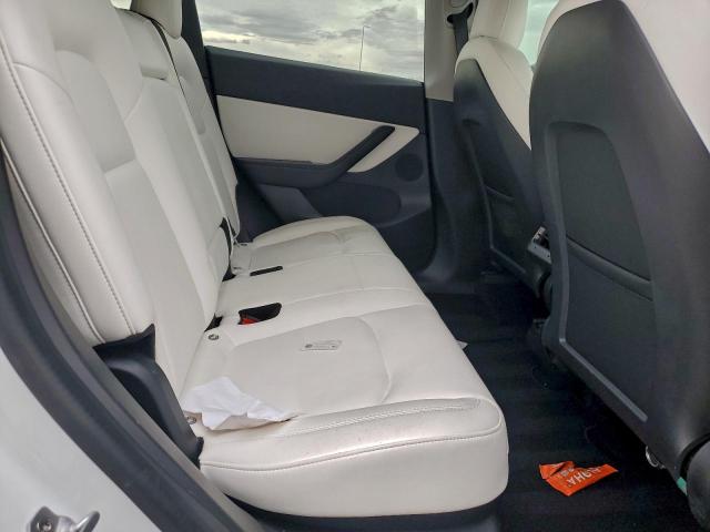 Tesla Model Y Image 6