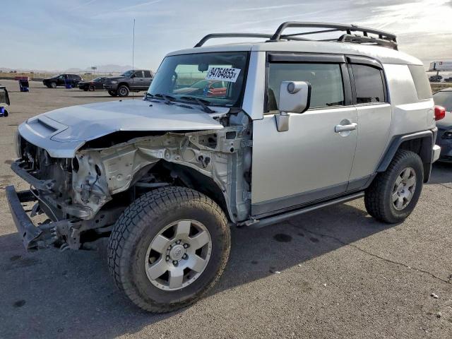  Salvage Toyota FJ Cruiser
