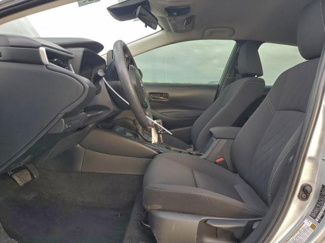 Toyota Corolla Le Image 4