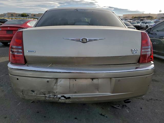 Chrysler 300 Image 9