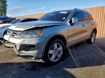  Salvage Volkswagen Touareg