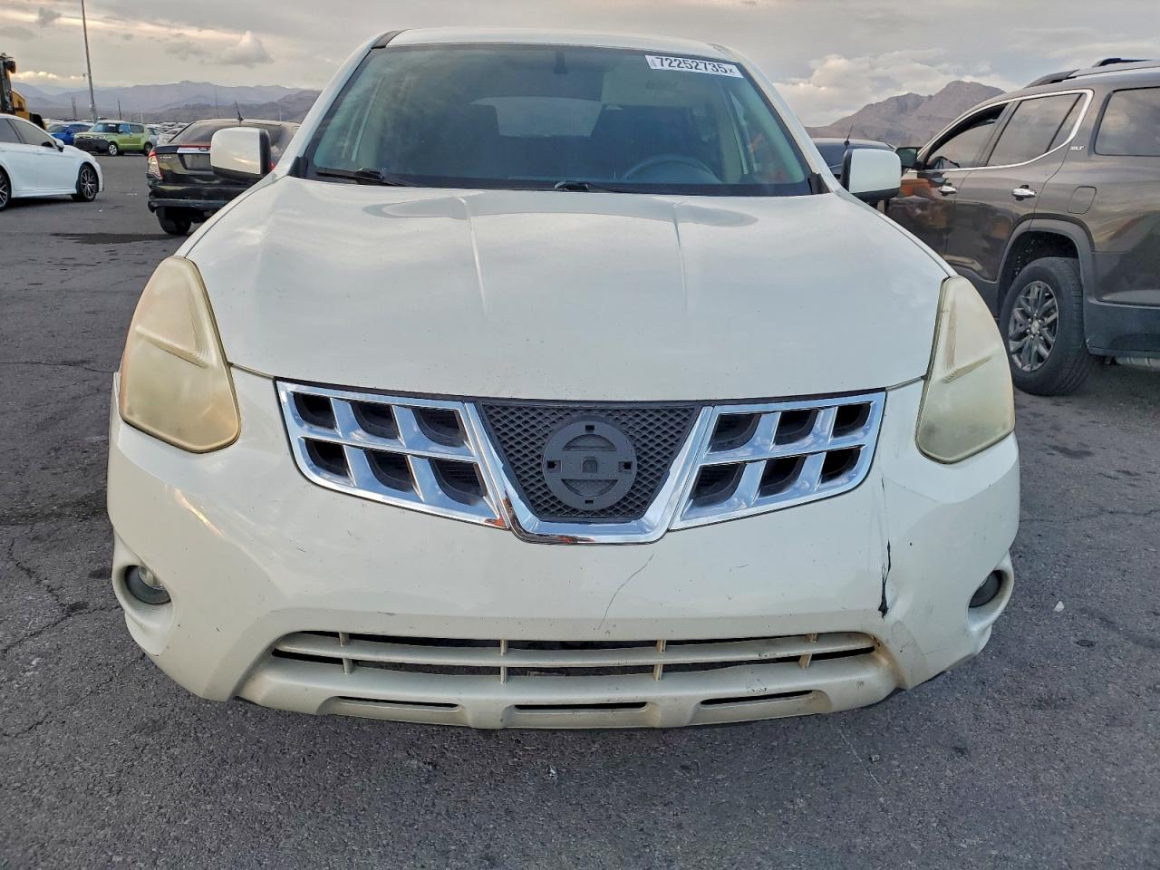 Nissan Rogue S Image 3