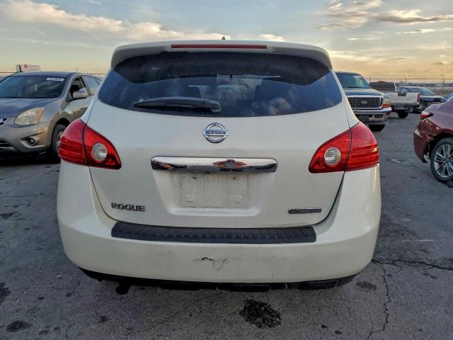 Nissan Rogue S Image 4