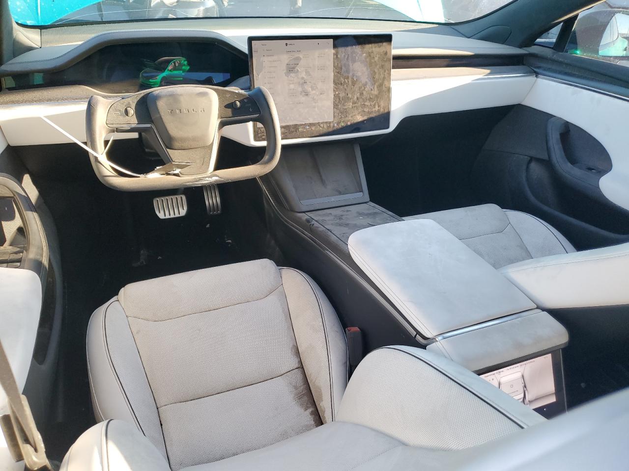 Tesla Model S Image 6