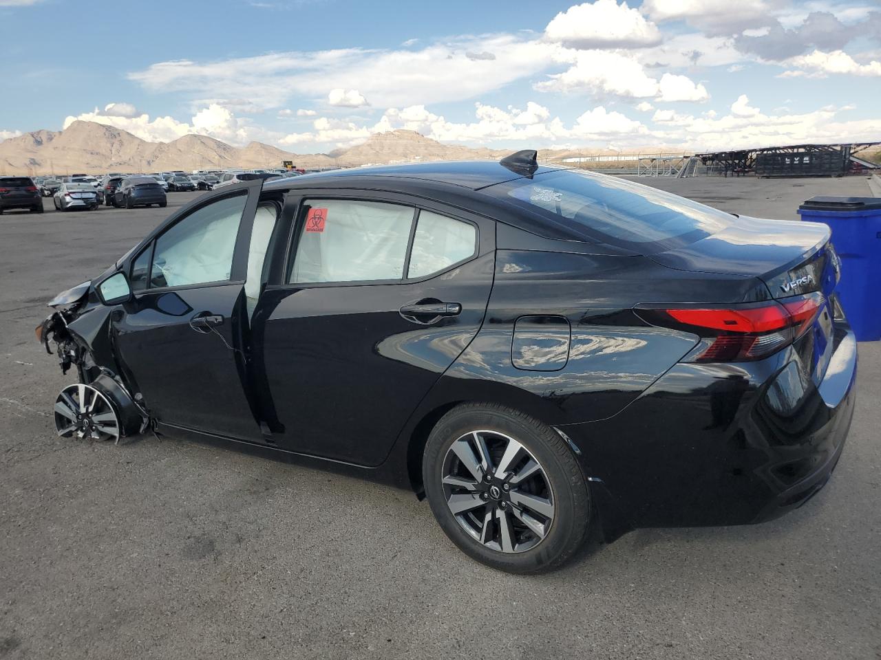 Nissan Versa Sv Image 2