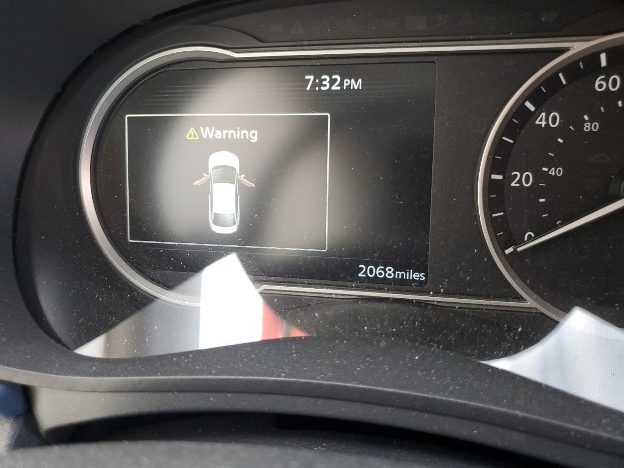 Nissan Versa Sv Image 9