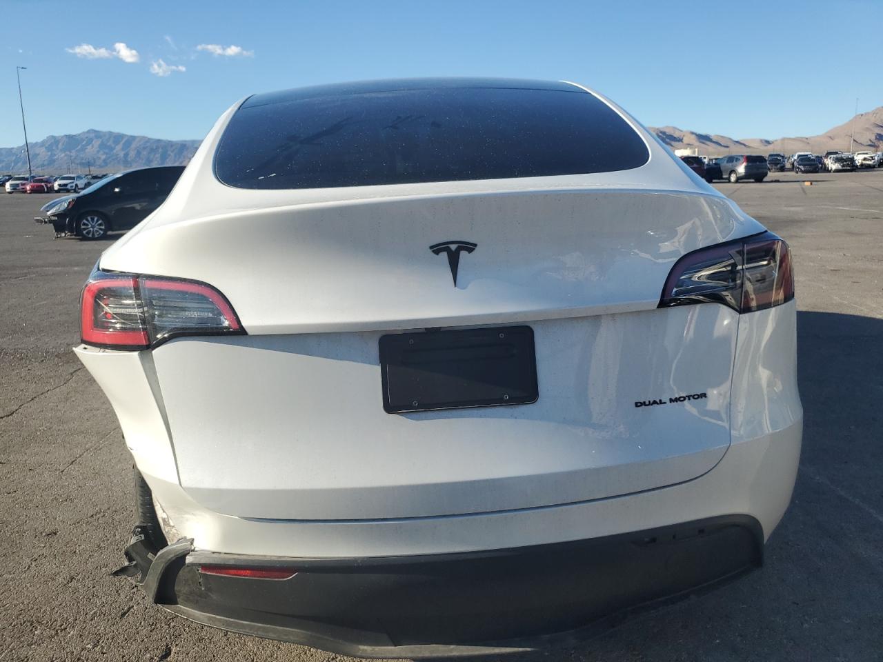 Tesla Model Y Image 4