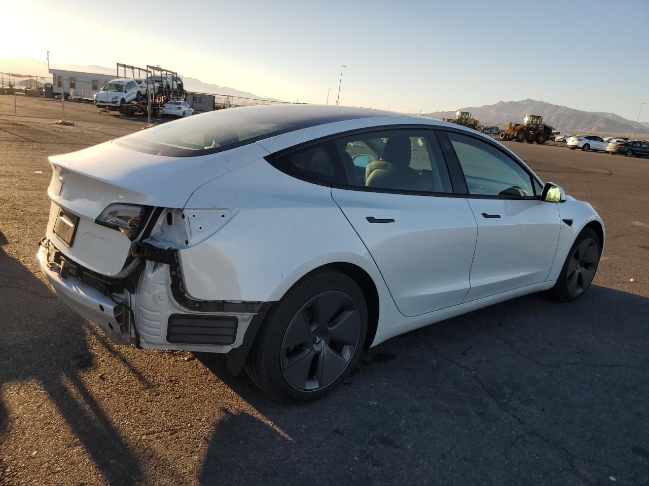 Tesla Model 3 Image 3