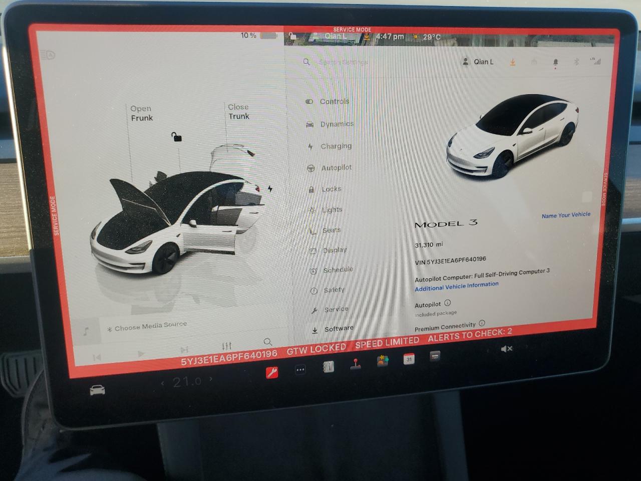Tesla Model 3 Image 8
