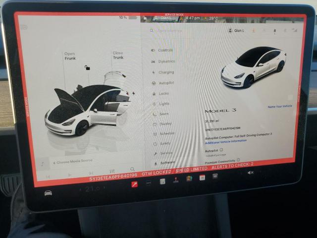 Tesla Model 3 Image 8
