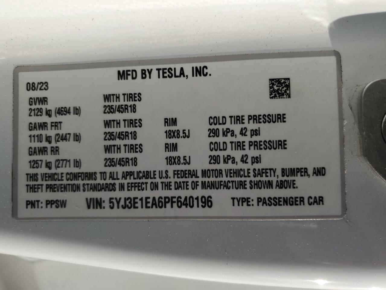 Tesla Model 3 Image 9