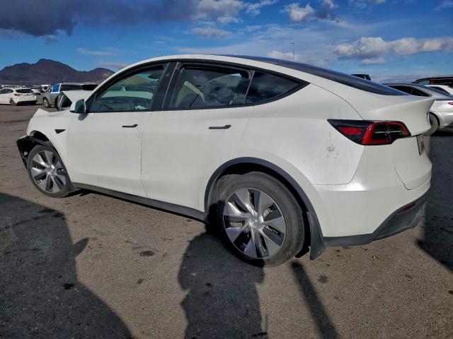 Tesla Model Y Image 5