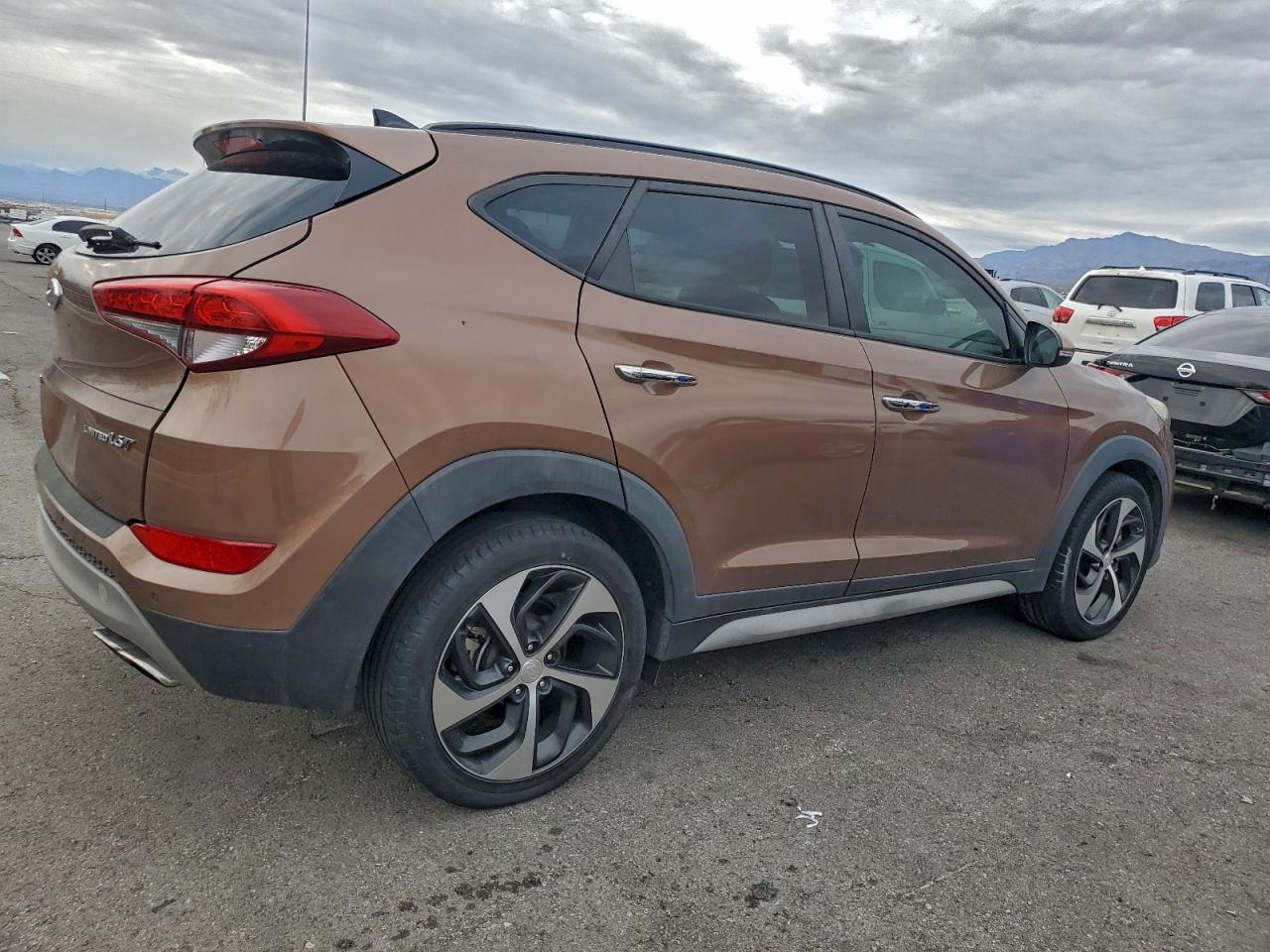 Hyundai TUCSON Limited Image 5