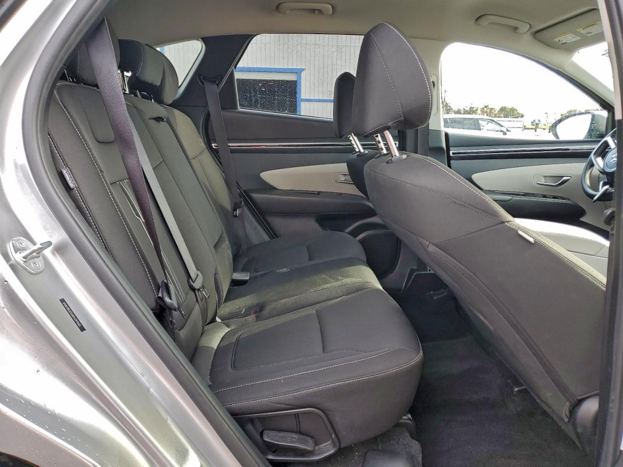 Hyundai TUCSON Sel Image 9