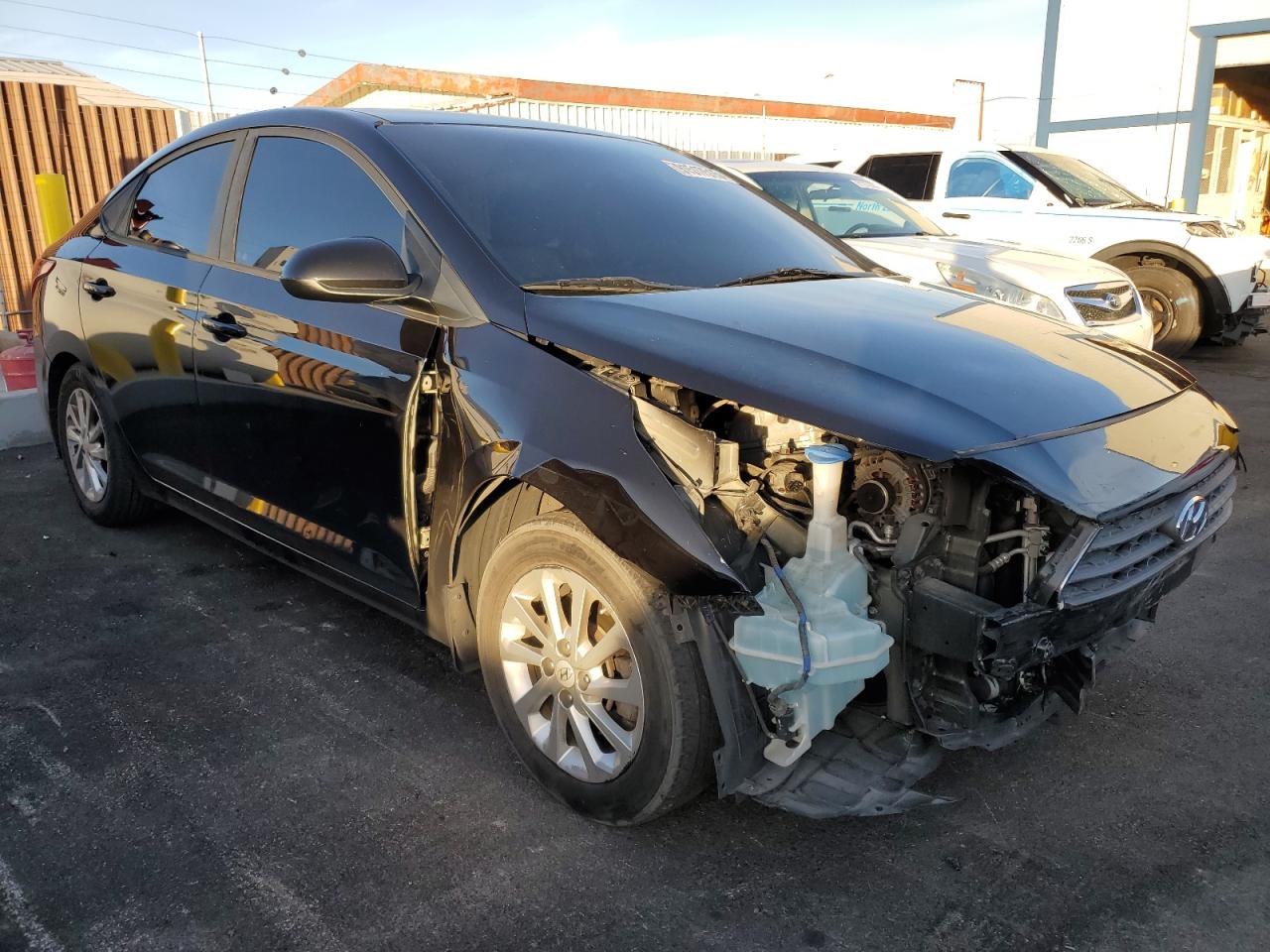 Hyundai ACCENT Se Image 4