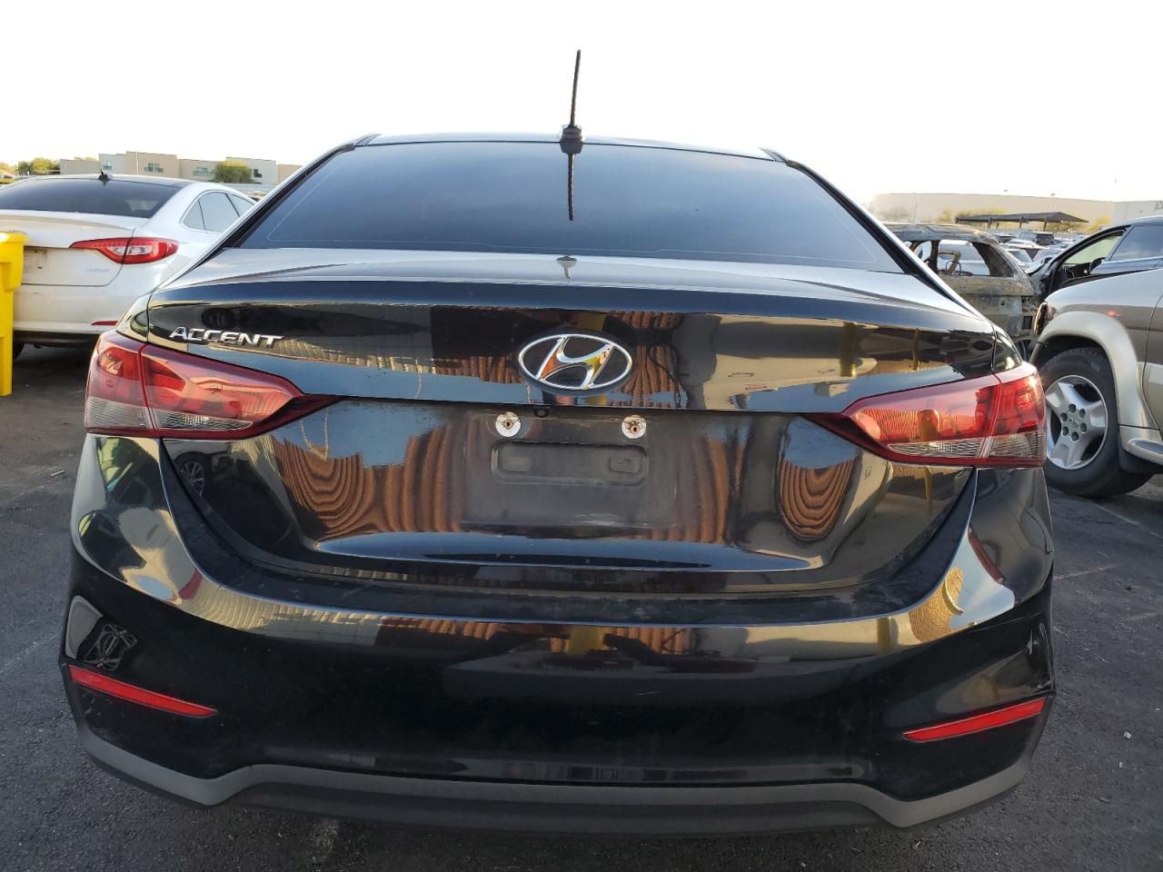 Hyundai ACCENT Se Image 7