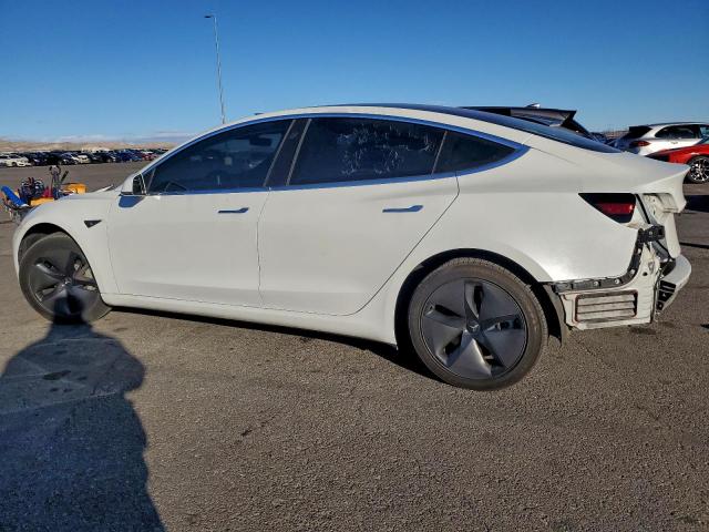 Tesla Model 3 Image 4