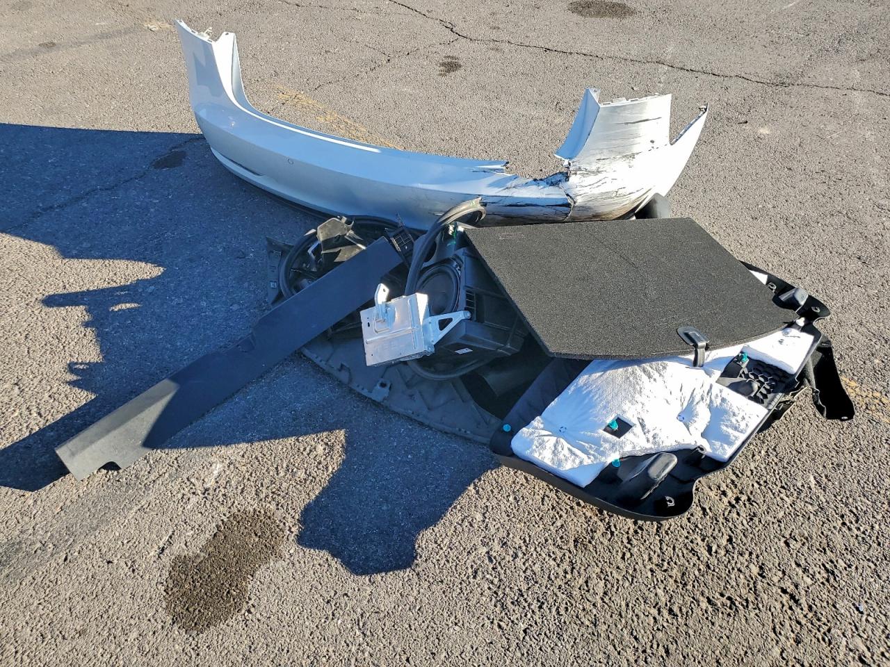 Tesla Model 3 Image 2